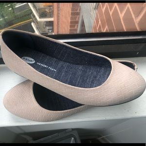 💕 Suuuuper comfy memory foam flats